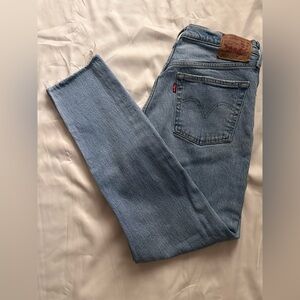 Levi’s 501s Skinny Womens 27X28 Button Fly Raw Hem Stretch Jeans